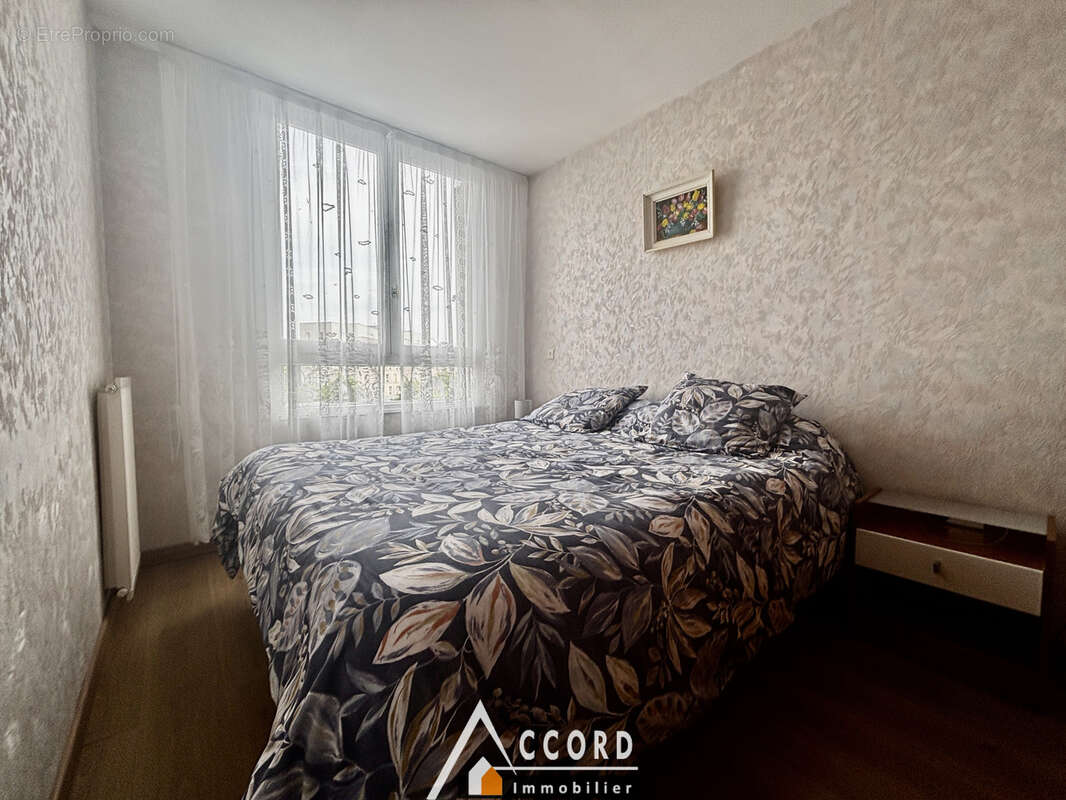 Appartement à SARTROUVILLE