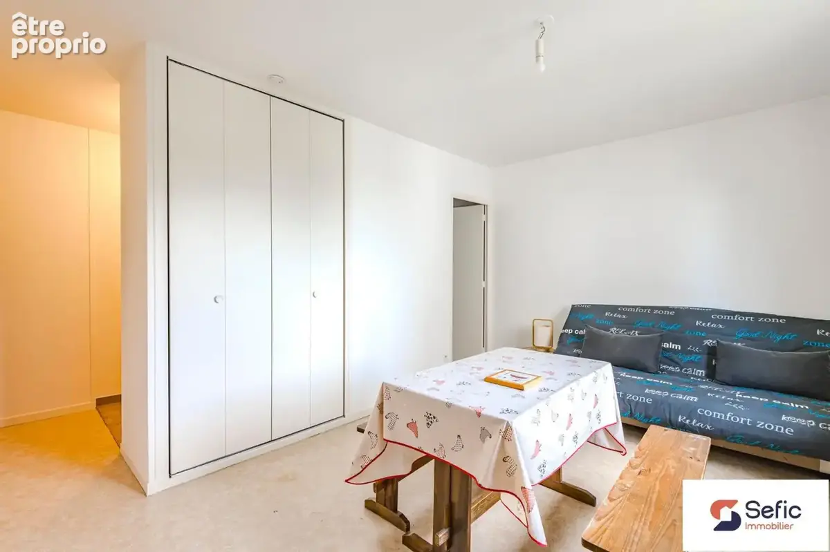   - Appartement à TINQUEUX