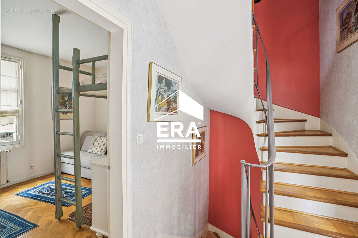 Appartement à PARIS-5E