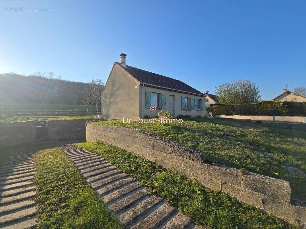 Maison à GRAVIGNY