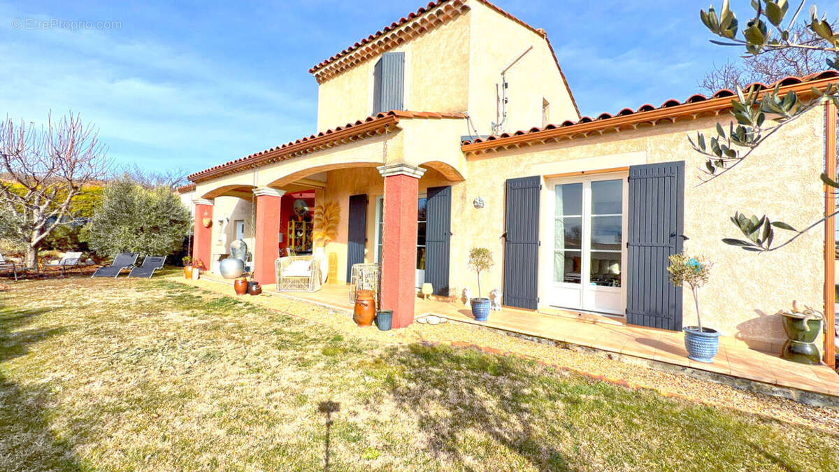 Maison à FORCALQUIER