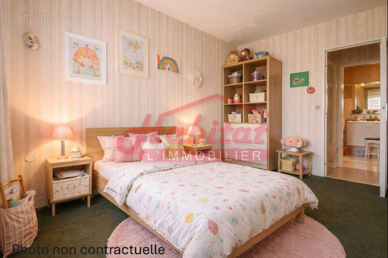 Appartement 5 pieces+ cave + parking - photo 11
