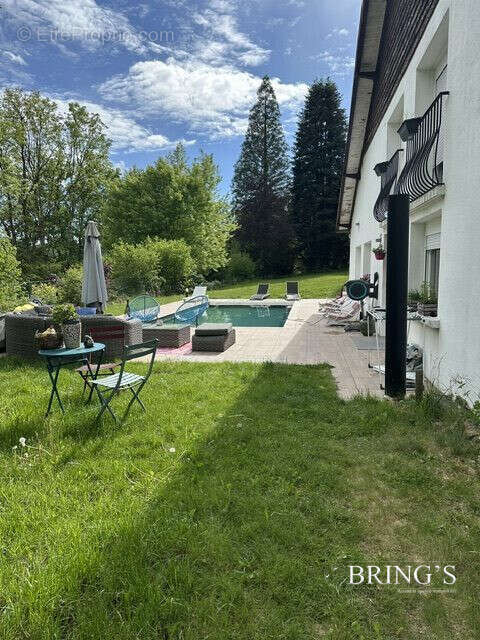 Maison à LE THILLOT