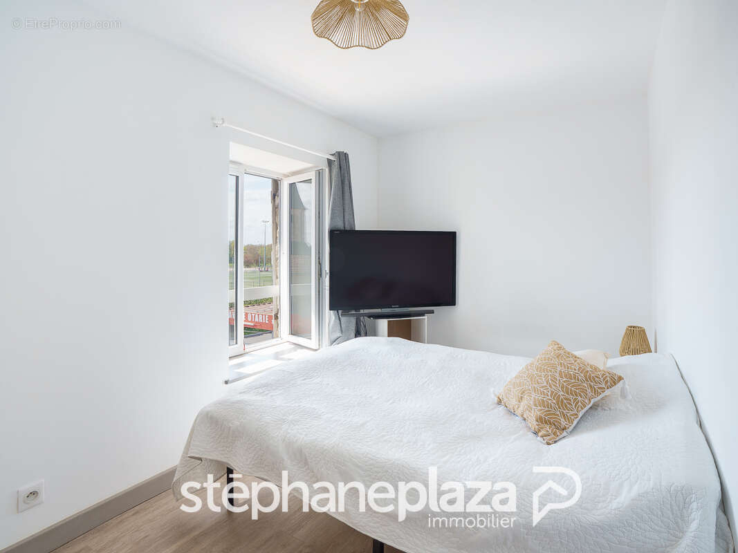 Appartement à REPLONGES