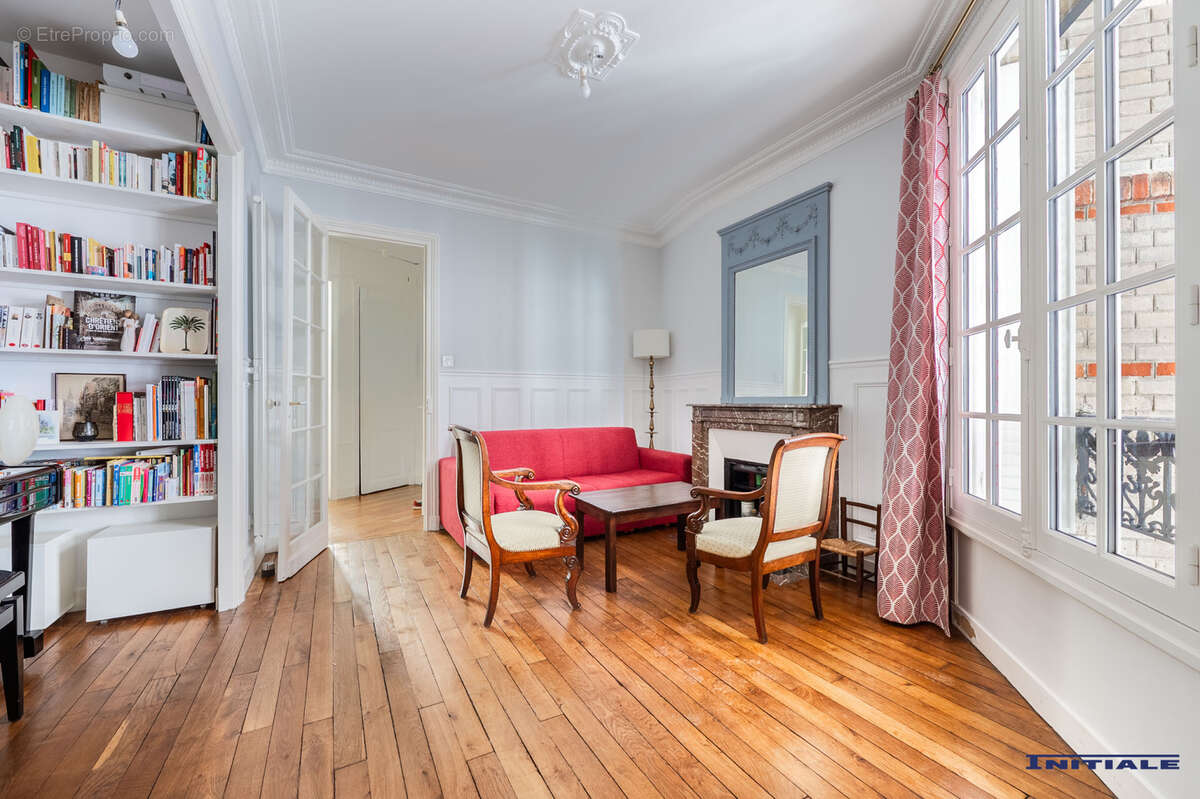 Appartement à PARIS-15E