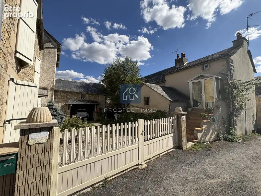 Ensemble immobilier - photo 11
