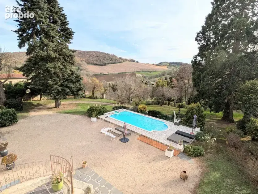 Maison à BUSSEOL