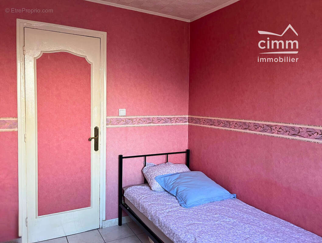 Appartement à FONTAINE