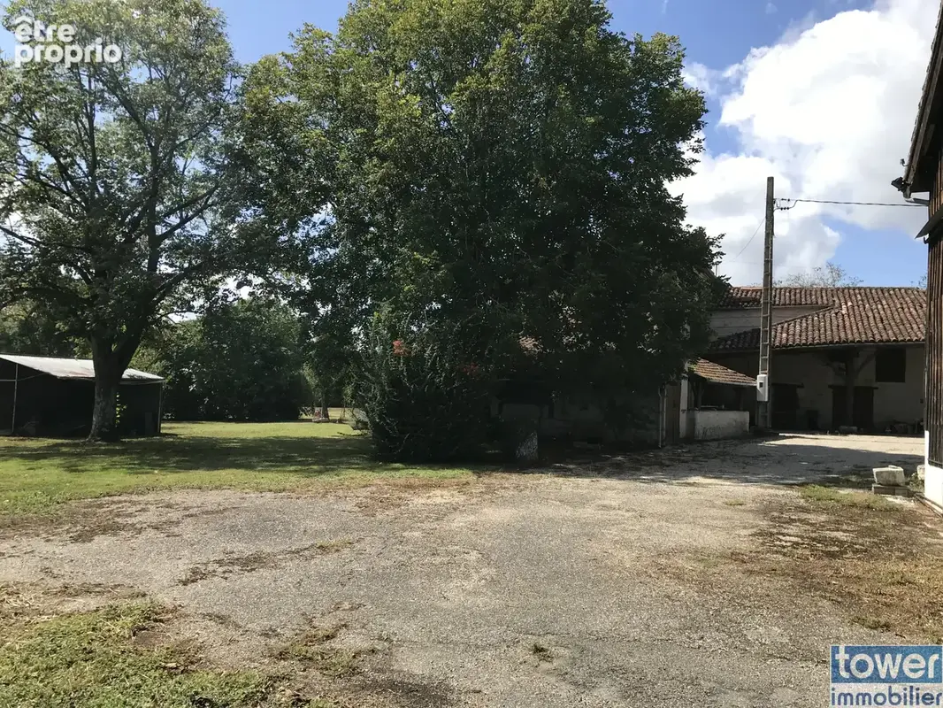Superbe corps de ferme sur 1 hectare avec gite indépendant à rénover, séchoir à tabac et nombreuses dépendance - photo 24