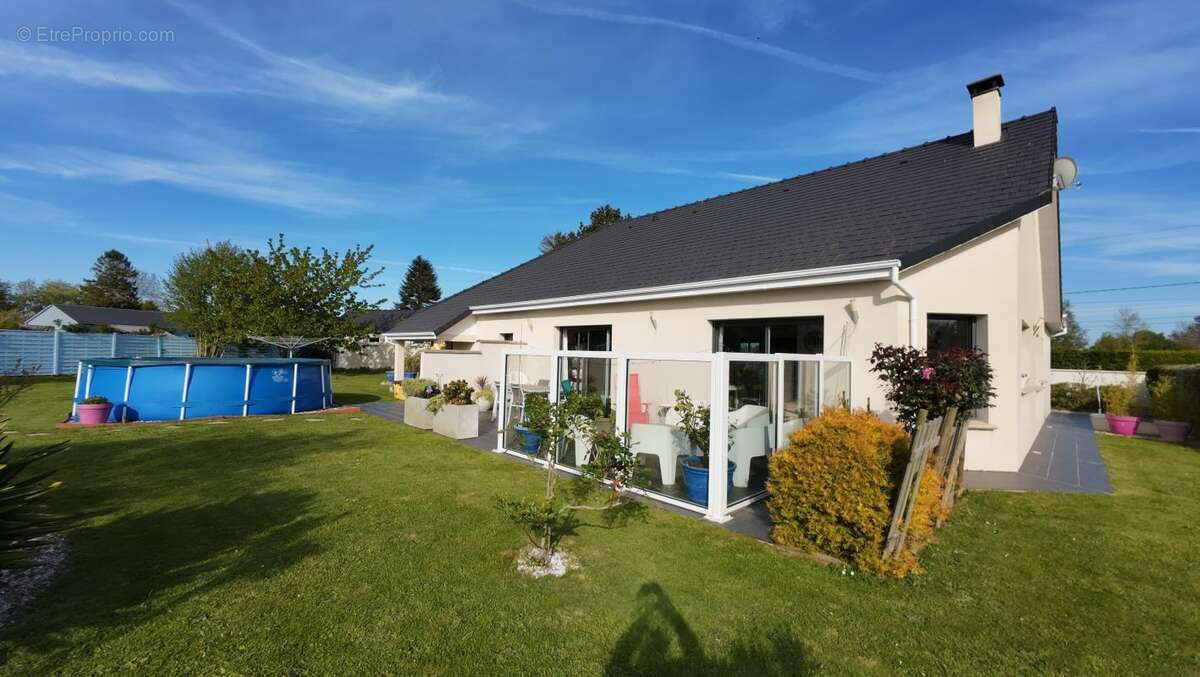 Maison à AVREMESNIL