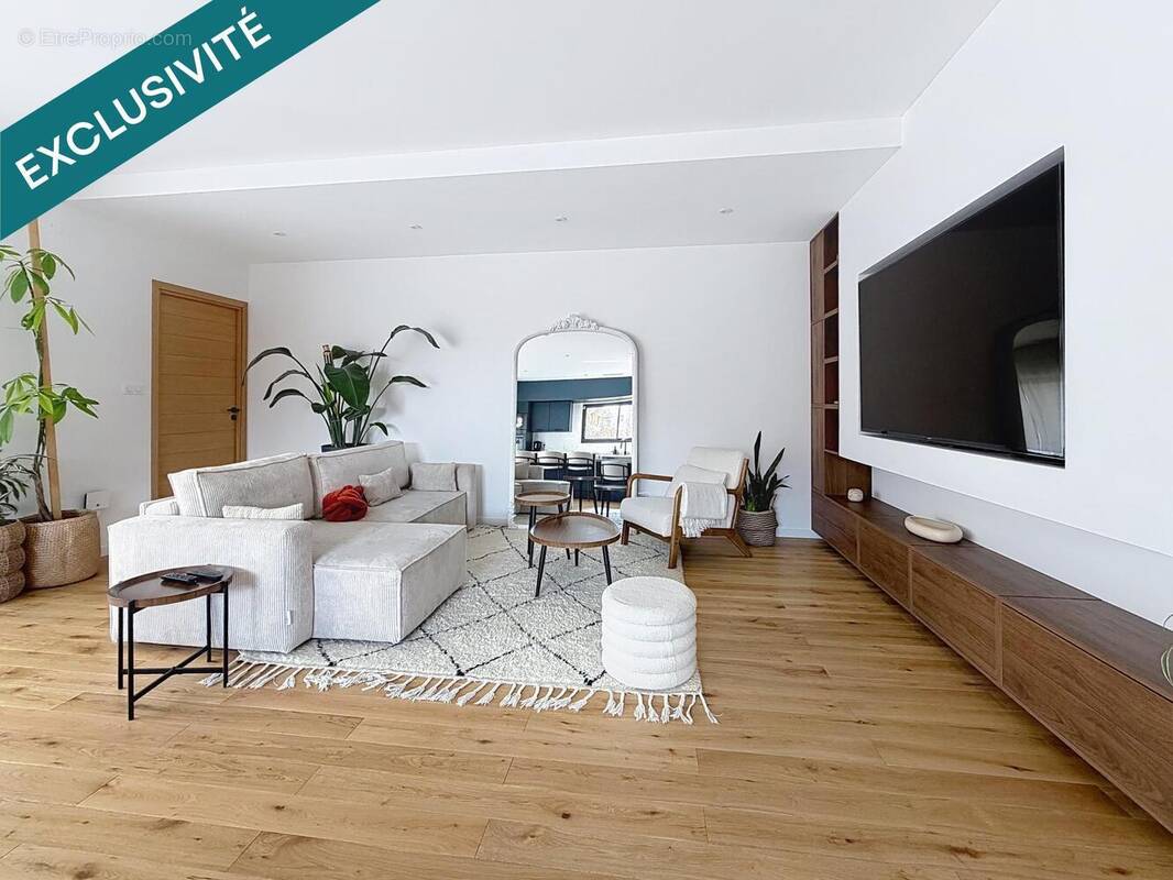 Photo 1 - Maison à GUEUX