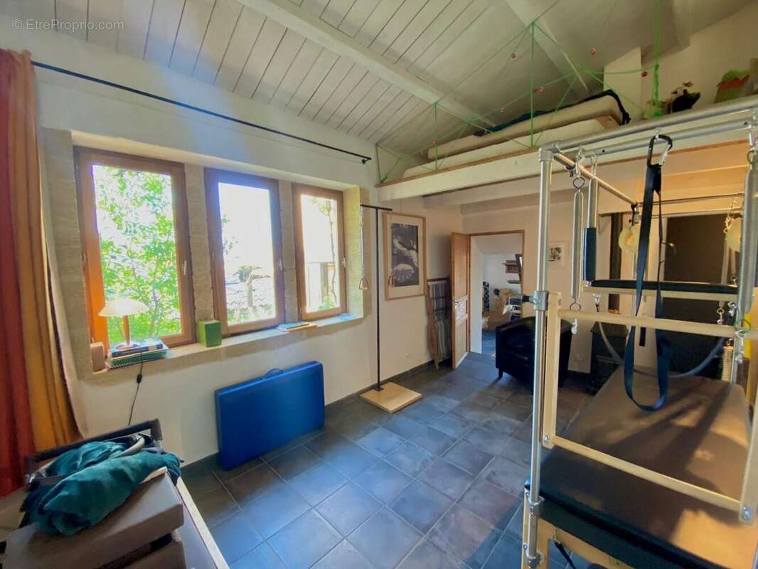 Maison à ESTEZARGUES