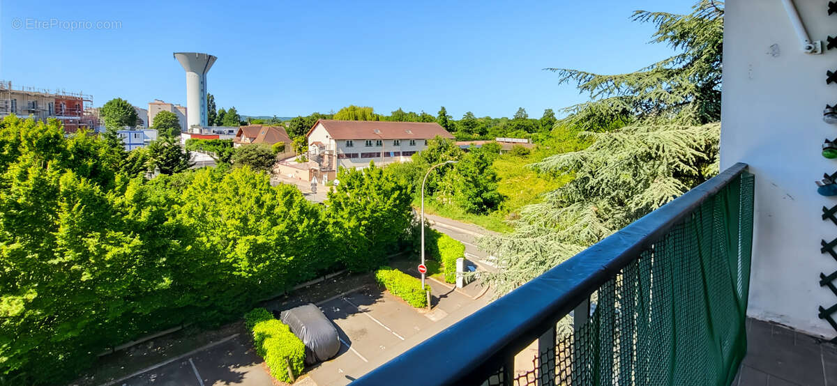 Appartement à CHILLY-MAZARIN