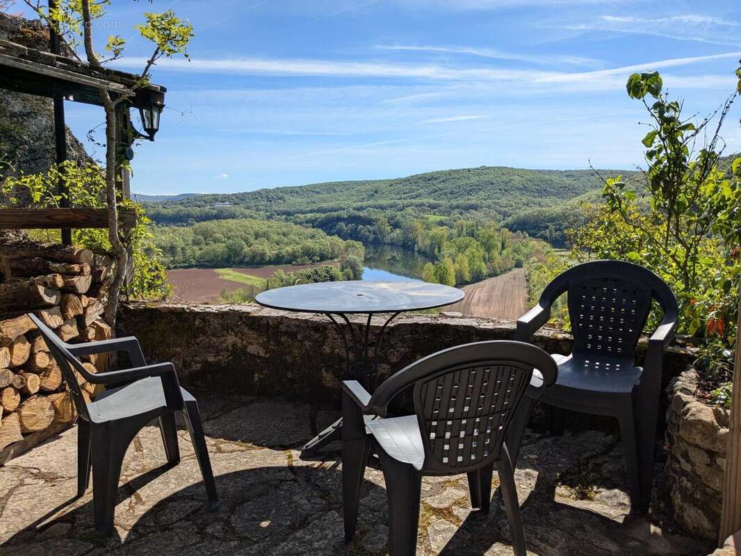 Maison 100 m² à Calvignac  - photo 5