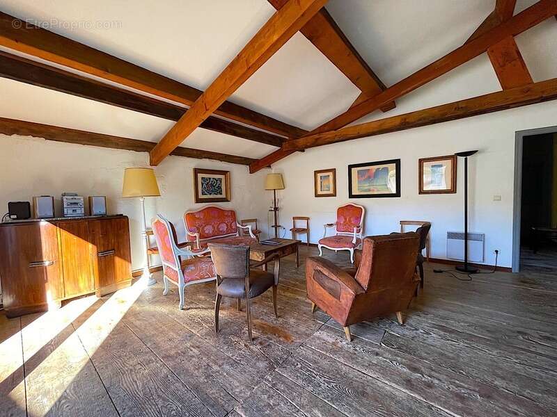 Maison à CASCASTEL-DES-CORBIERES