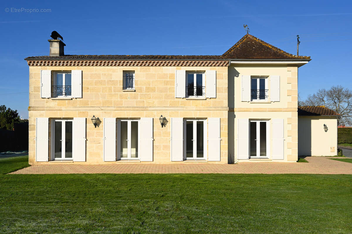 Maison à CARIGNAN-DE-BORDEAUX