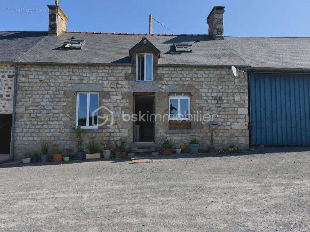 Maison à SAINT-PATRICE-DU-DESERT
