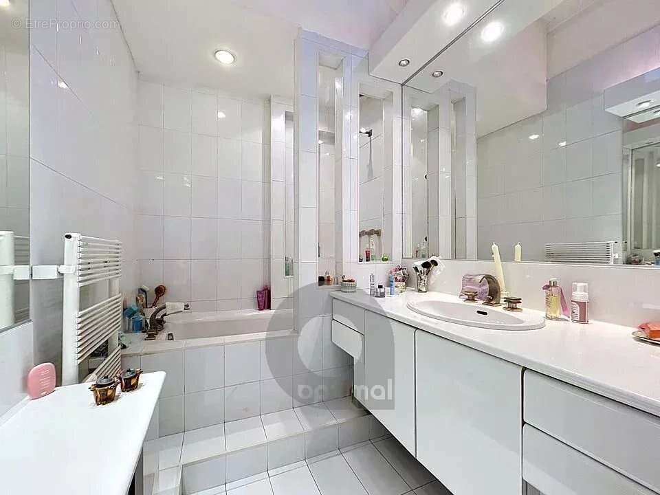 Appartement à MENTON