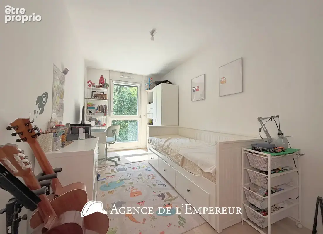 4 pièces, 3 chambres, balcon, au calme, proche place Besche à Rueil. 2 parkings. Résidence récente - photo 18