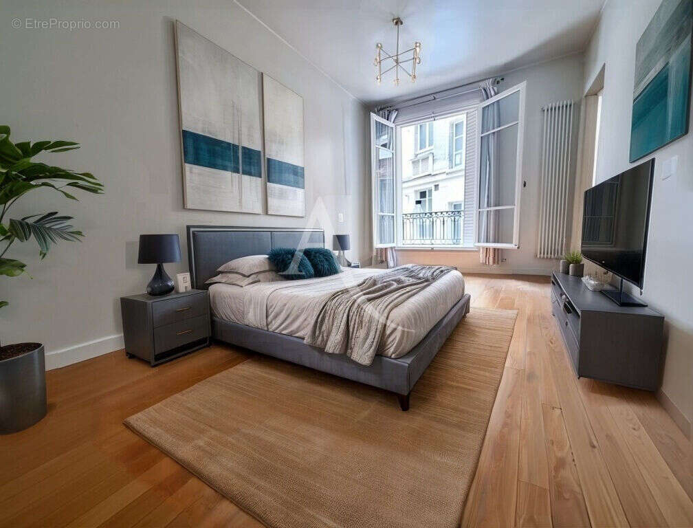 Appartement à PARIS-17E