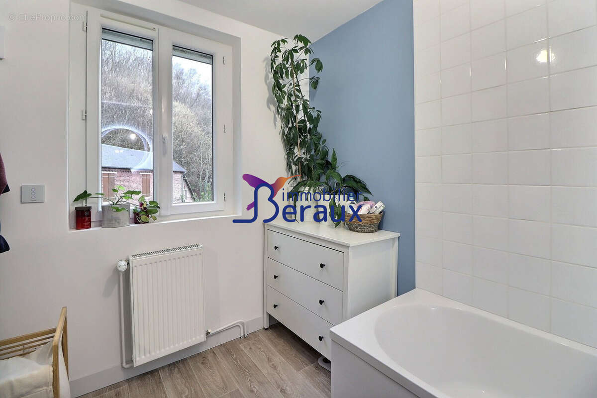 Maison à SAINT-PIERRE-DE-VARENGEVILLE