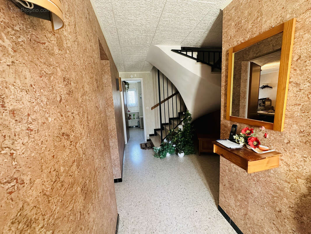 Maison à SAINT-GEORGES-D'ORQUES