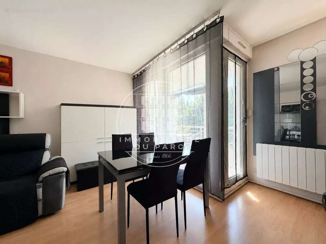 Appartement à LE VESINET
