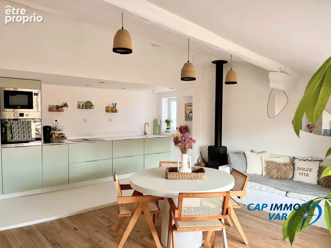 Appartement 3 pièces 61 m² à vendre à Le Castellet (83330) - photo 2