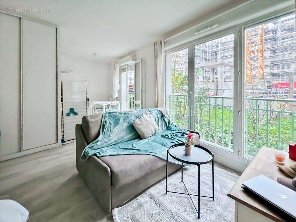 Appartement à LE BLANC-MESNIL