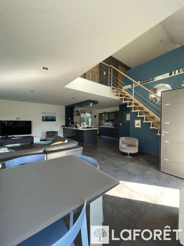 Maison à FONTAINEBLEAU