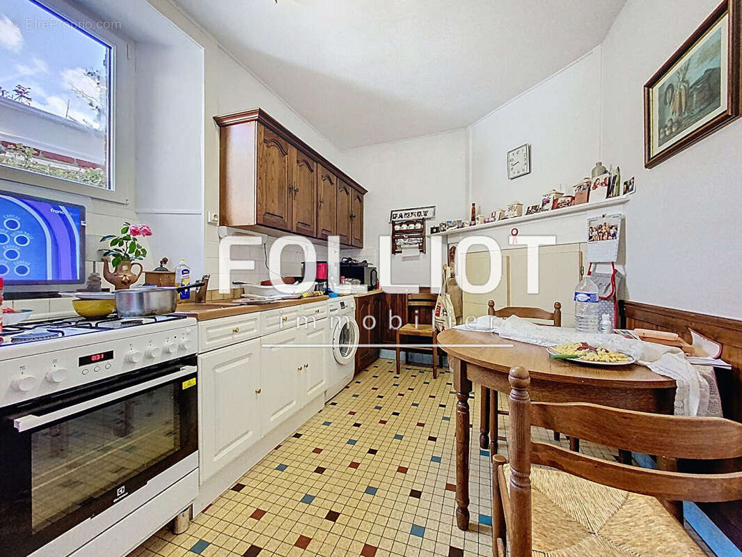 Maison à BRICQUEBEC