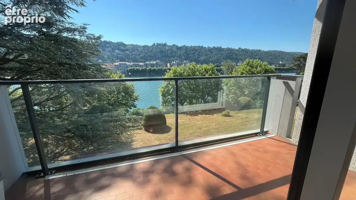 Appartement à SAINTE-COLOMBE