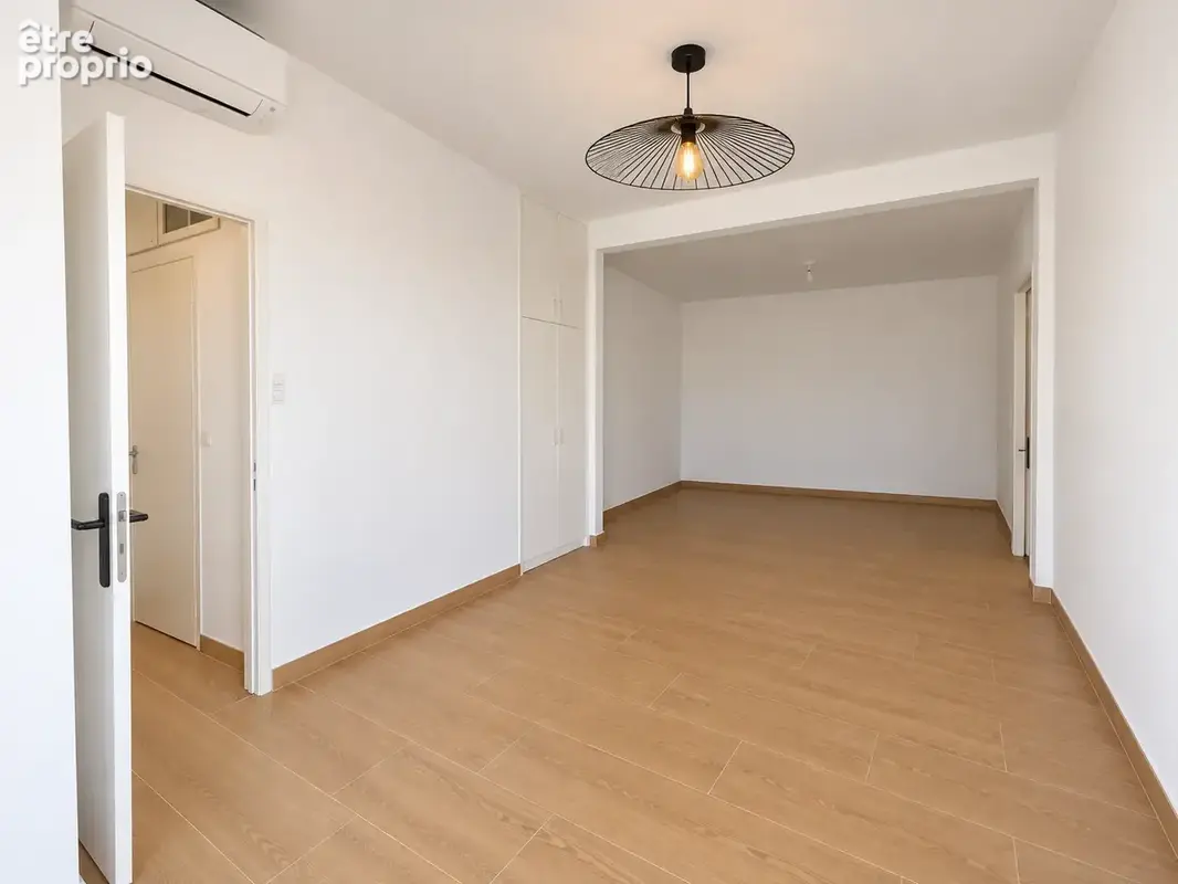 Maison rénovée avec patio - photo 2