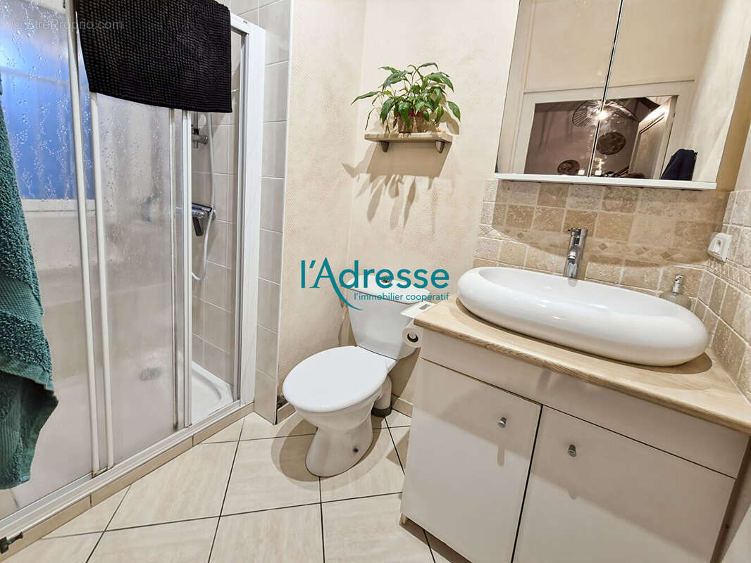 Maison à MONTREVAULT