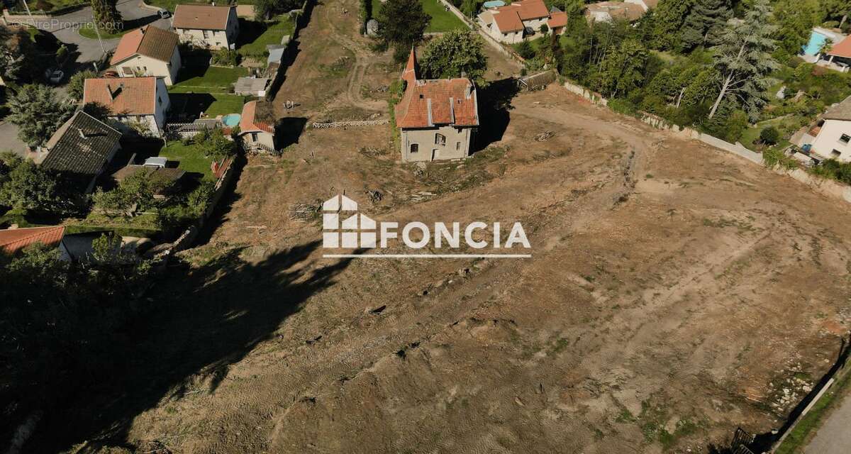 Terrain à AUREC-SUR-LOIRE