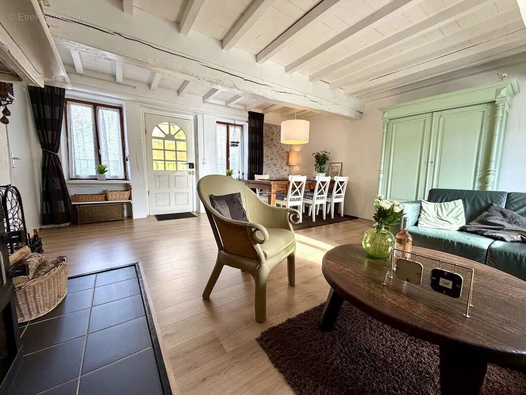 Maison à MONTIGNY-EN-MORVAN