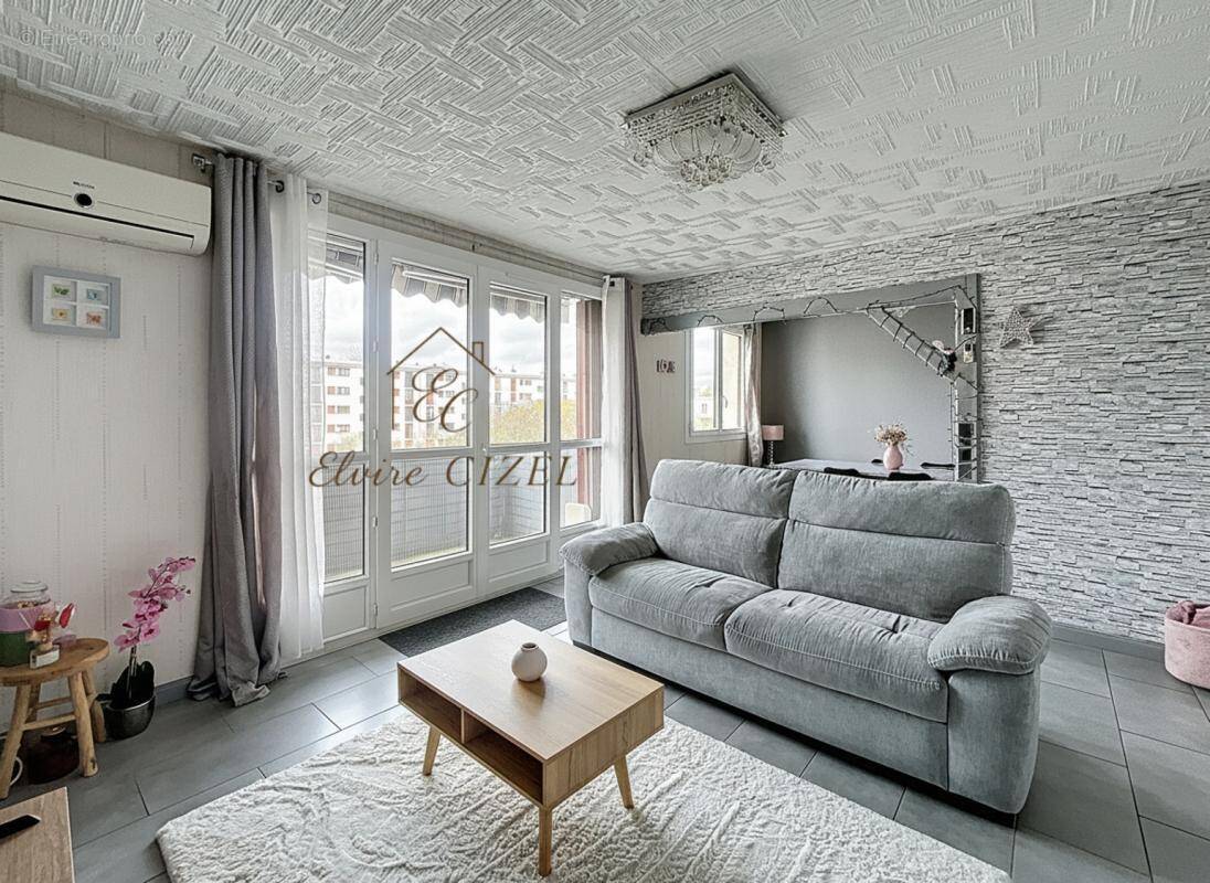 Appartement à JOUE-LES-TOURS