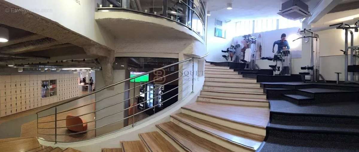 Commerce à PARIS-17E