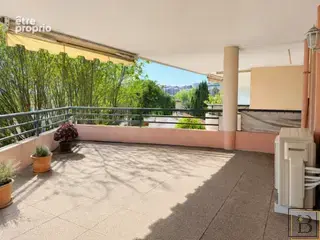 au coeur du Cannet résidentiel - 3 p 75 m2 avec terrasse de 27 m2 et garage - photo 2