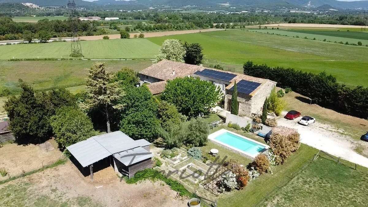 Maison à BONLIEU-SUR-ROUBION