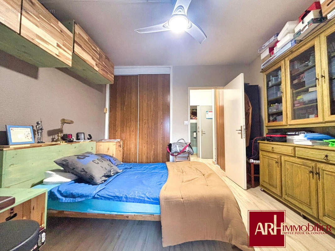 Appartement 43 m² à Saint-Denis  - photo 3