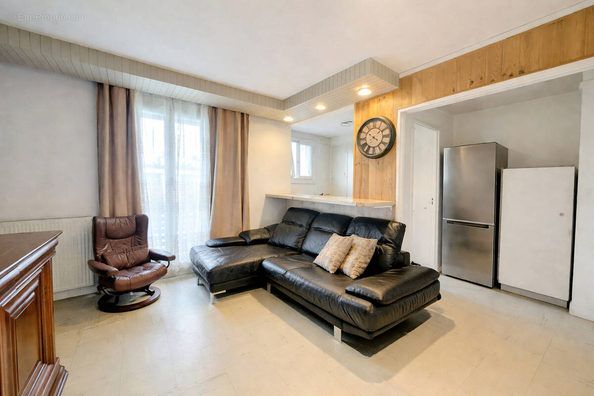 Appartement à ROSNY-SOUS-BOIS