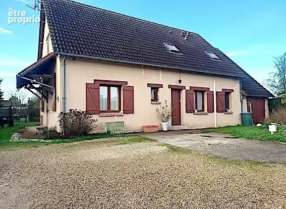 Façade rue - Maison à SALBRIS