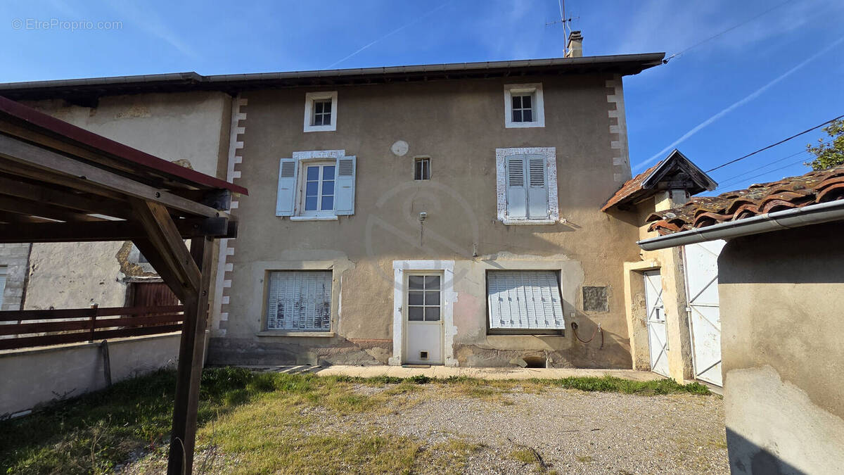 Maison à LA COTE-SAINT-ANDRE