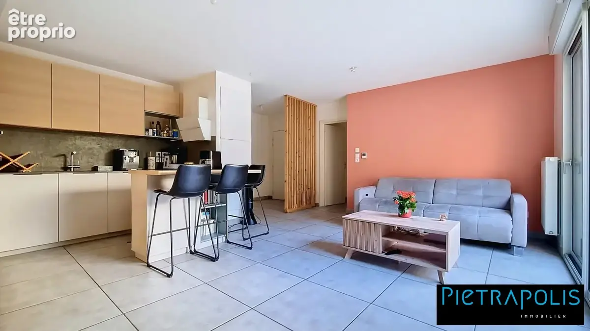 Appartement 77 m² à Lyon-3e  - photo 2