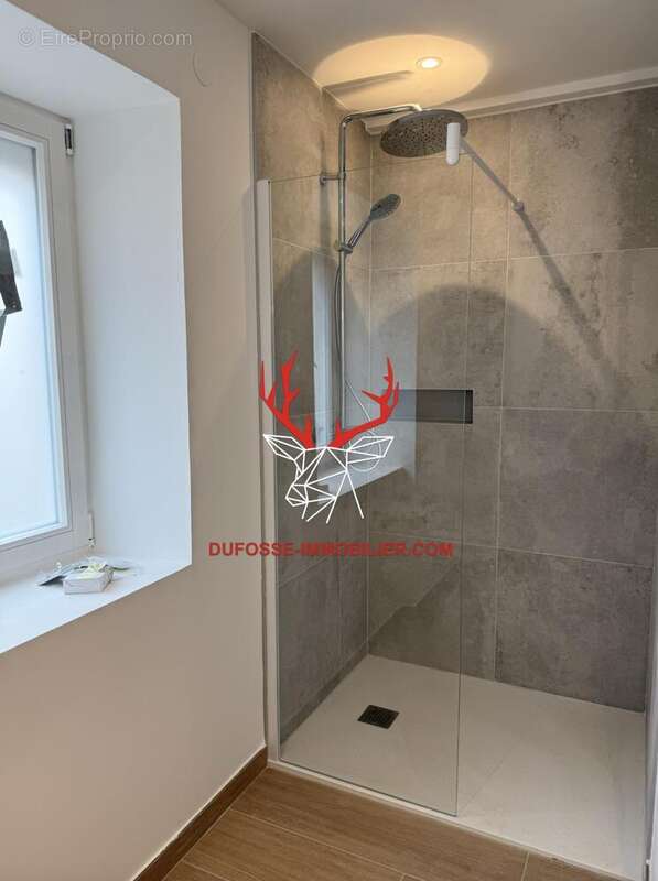 Photo 6 - Maison à LA TOUR-DE-SALVAGNY