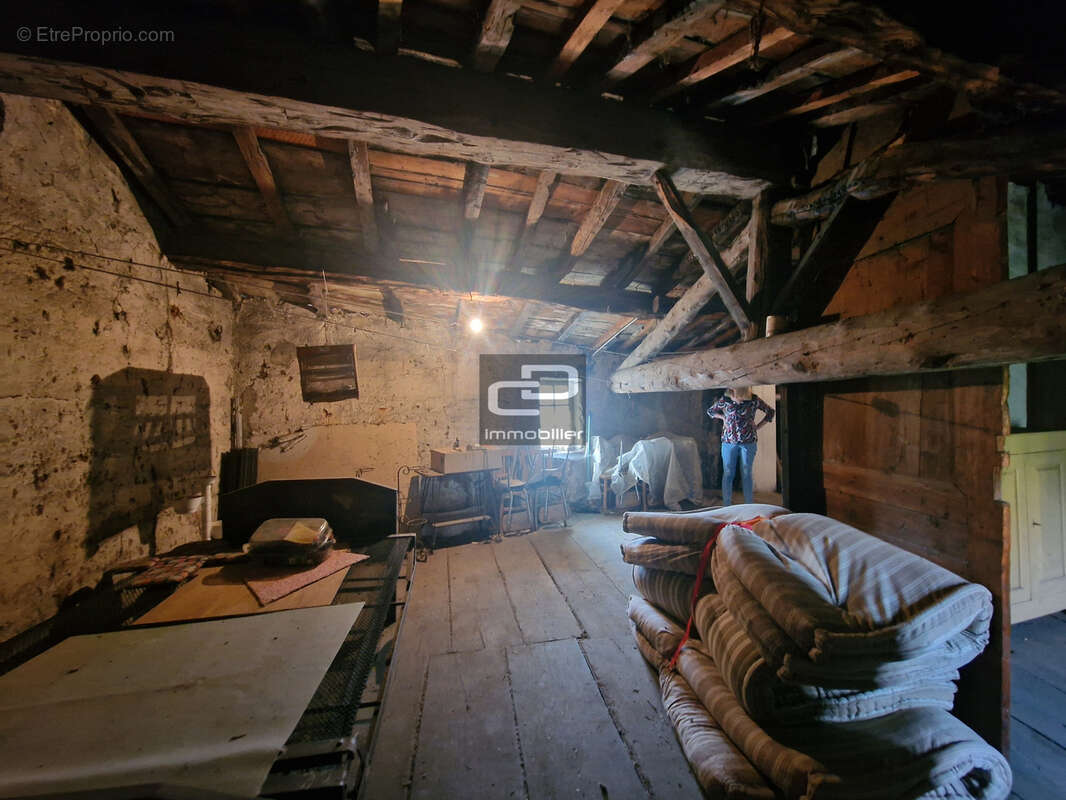 Maison à CURIS-AU-MONT-D'OR