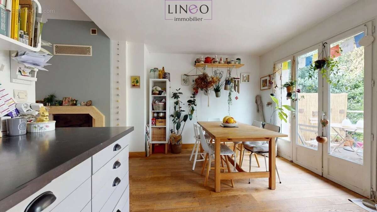 Maison à CHOISY-LE-ROI