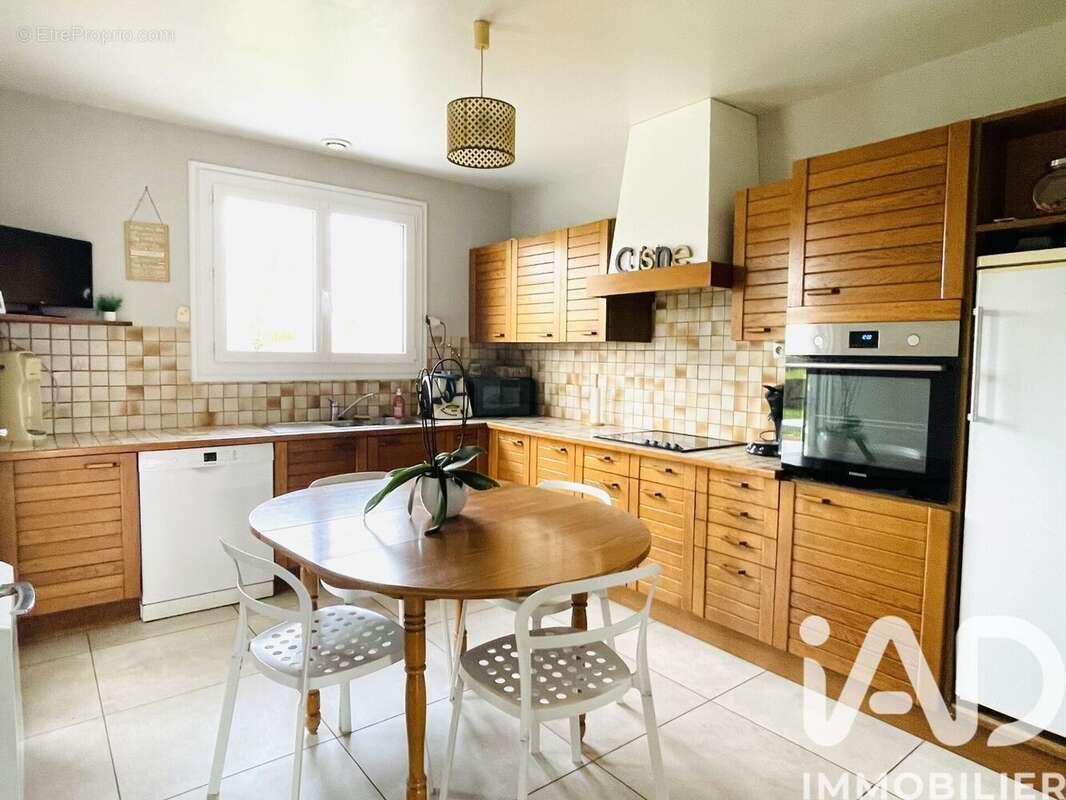 Photo 4 - Maison à CERNUSSON