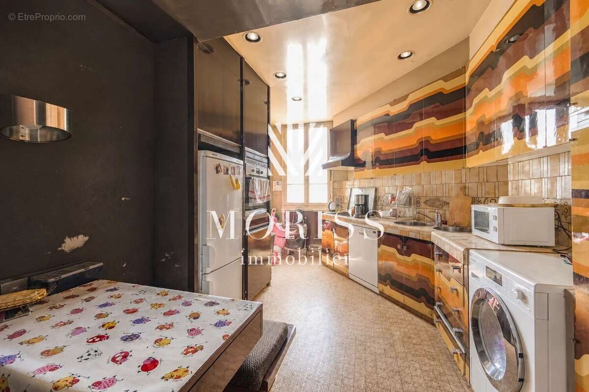 Appartement à PARIS-11E